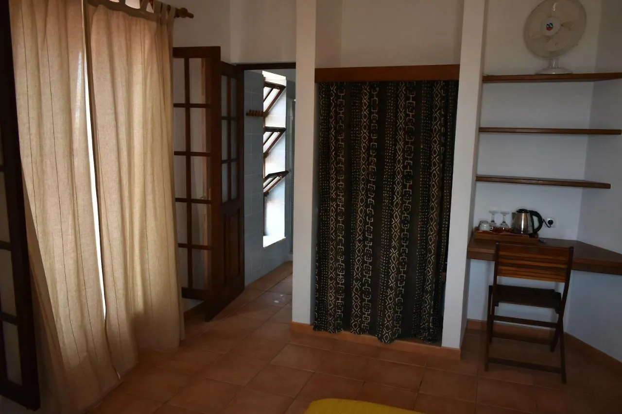 Guest House Orquidea 살 레이 2*,  카보베르데